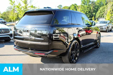 More photos of 2025 Land Rover Range Rover SE at ALM Mall of Georgia, GA