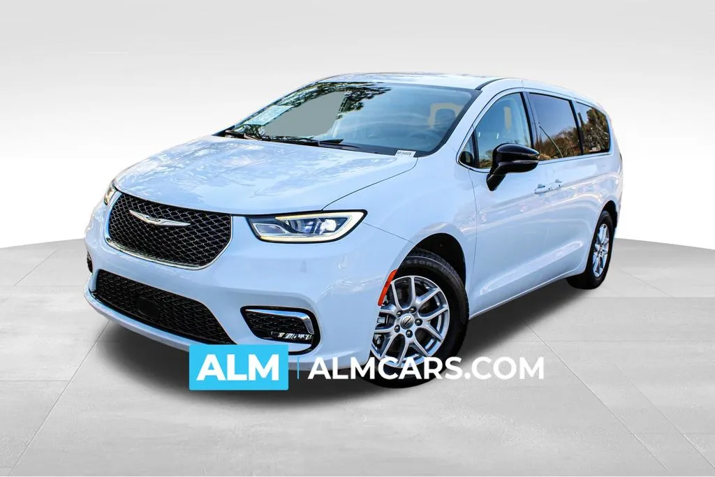 White 2024 Chrysler Pacifica Touring L for sale in Buford, GA