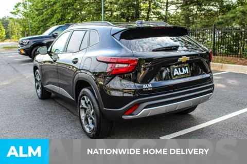 More photos of 2025 Chevrolet Trax LT at ALM Mall of Georgia, GA