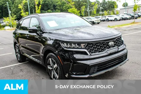 More photos of 2021 Kia Sorento S at ALM Mall of Georgia, GA