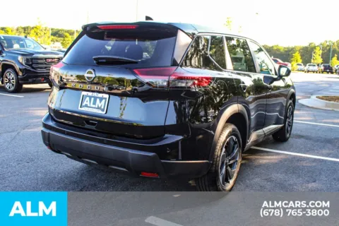More photos of 2025 Nissan Rogue SV at ALM Mall of Georgia, GA