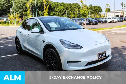 More photos of 2020 Tesla Model Y Long Range at ALM Mall of Georgia, GA