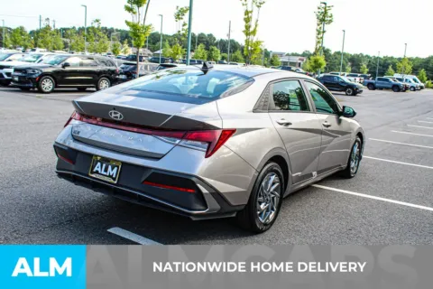 More photos of 2024 Hyundai Elantra SEL at ALM Mall of Georgia, GA