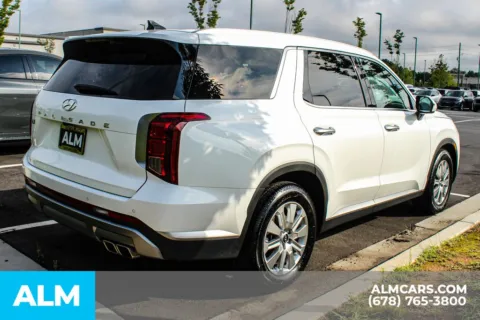More photos of 2024 Hyundai Palisade SEL at ALM Mall of Georgia, GA