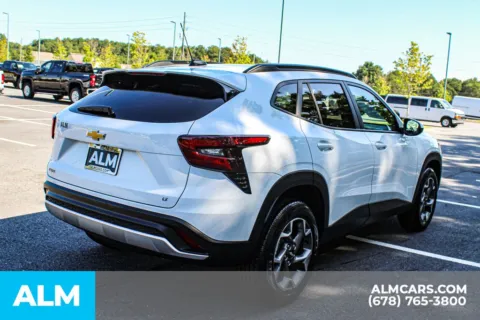More photos of 2025 Chevrolet Trax LT at ALM Mall of Georgia, GA