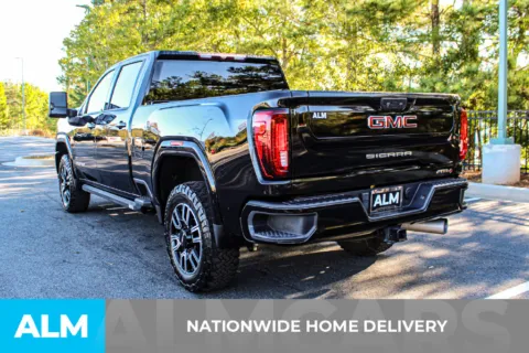More photos of 2022 GMC Sierra 2500 HD AT4 at ALM Mall of Georgia, GA