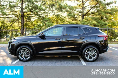 More photos of 2024 Chevrolet Trax LT at ALM Mall of Georgia, GA