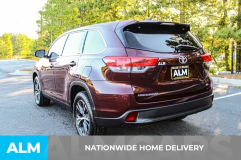 More photos of 2019 Toyota Highlander LE Plus at ALM Mall of Georgia, GA