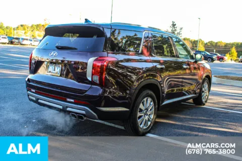 More photos of 2024 Hyundai Palisade SEL at ALM Mall of Georgia, GA