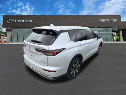 More photos of 2025 Mitsubishi Outlander SE at Carrollton Hyundai, GA