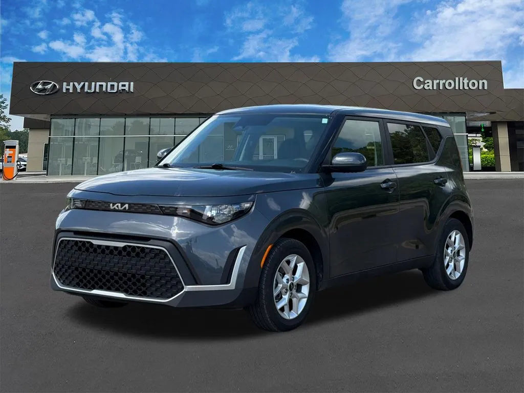 Gray 2025 Kia Soul LX for sale in Carrollton, GA