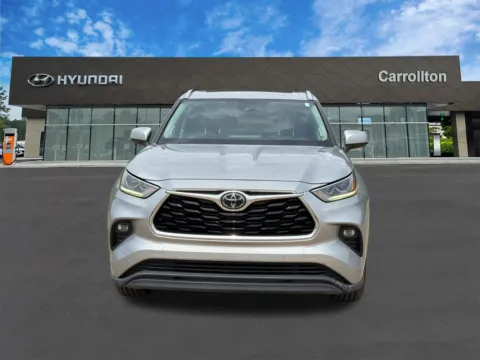 Photos of 2020 Toyota Highlander Limited for sale in Carrollton, GA at Carrollton Hyundai