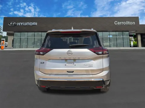 More photos of 2024 Nissan Rogue Platinum at Carrollton Hyundai, GA