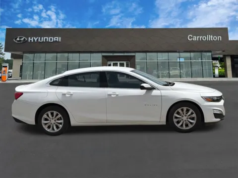 More photos of 2024 Chevrolet Malibu LT at Carrollton Hyundai, GA