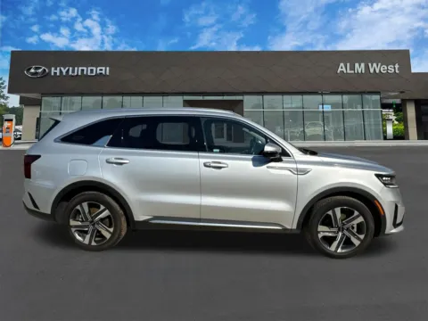More photos of 2023 Kia Sorento Plug-In Hybrid SX Prestige at Carrollton Hyundai, GA