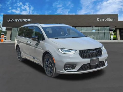 Another view of 2025 Chrysler Pacifica Limited for sale in Carrollton, GA at Carrollton Hyundai