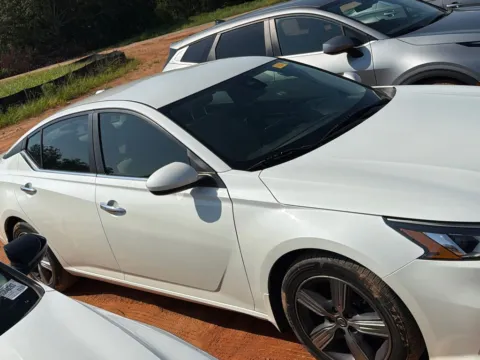 More photos of 2022 Nissan Altima 2.5 SV at Carrollton Hyundai, GA