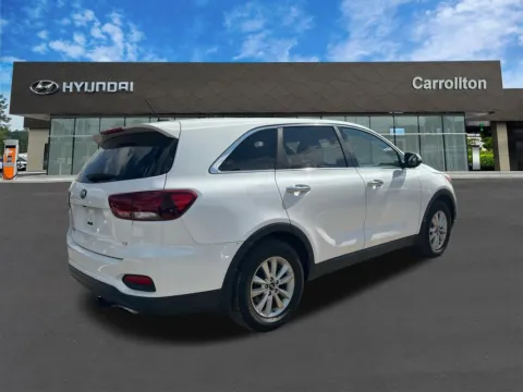 More photos of 2019 Kia Sorento LX at Carrollton Hyundai, GA