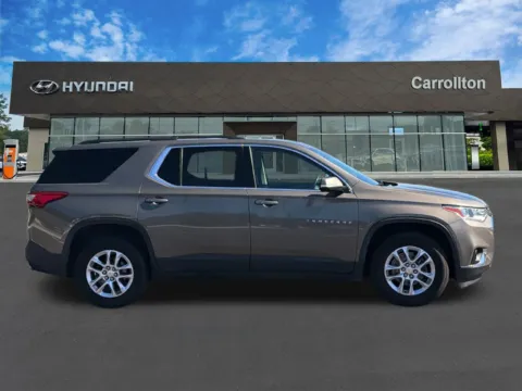 More photos of 2020 Chevrolet Traverse LT at Carrollton Hyundai, GA