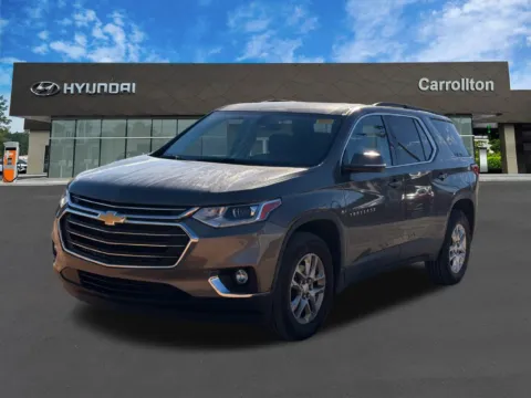 Gray 2020 Chevrolet Traverse LT for sale in Carrollton, GA