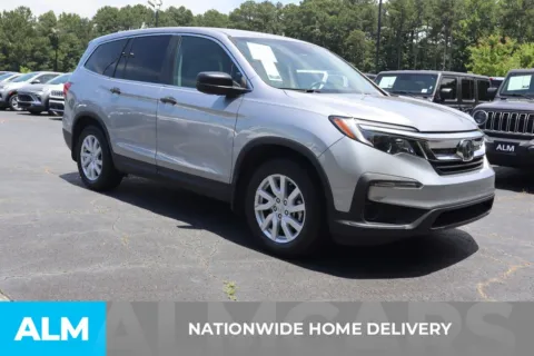 More photos of 2020 Honda Pilot LX at ALM Gwinnett, GA