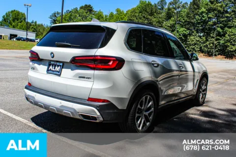 More photos of 2022 BMW X5 sDrive40i at ALM Gwinnett, GA