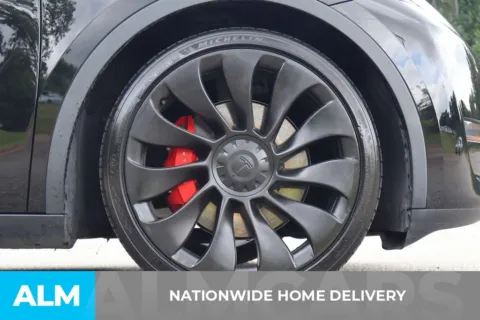 More photos of 2023 Tesla Model Y Performance at ALM Gwinnett, GA