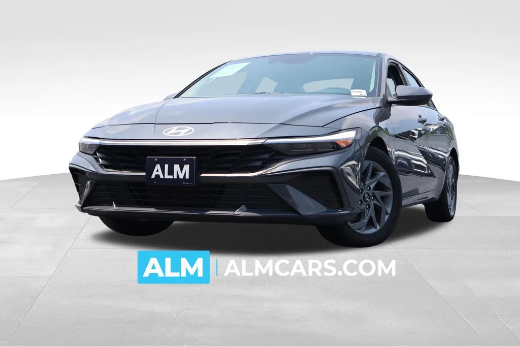 Gray 2024 Hyundai Elantra SEL for sale in Duluth, GA