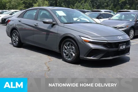 More photos of 2024 Hyundai Elantra SEL at ALM Gwinnett, GA