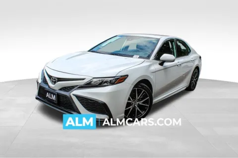White 2023 Toyota Camry SE for sale in Duluth, GA