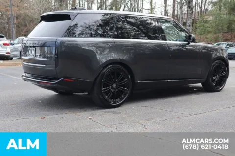 More photos of 2025 Land Rover Range Rover SE at ALM Gwinnett, GA