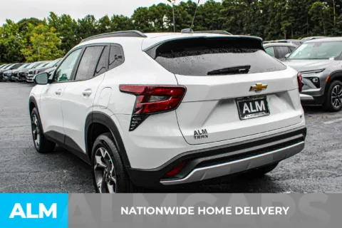 More photos of 2025 Chevrolet Trax LT at ALM Gwinnett, GA