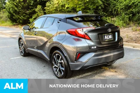 More photos of 2020 Toyota C-HR XLE at ALM Gwinnett, GA