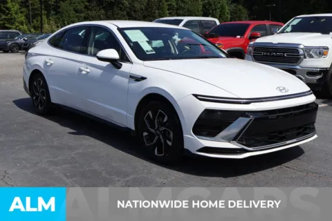 More photos of 2025 Hyundai Sonata SEL at ALM Gwinnett, GA