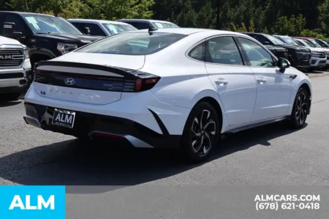 More photos of 2025 Hyundai Sonata SEL at ALM Gwinnett, GA