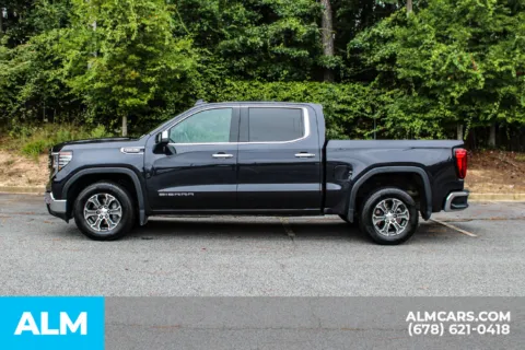 More photos of 2025 GMC Sierra 1500 SLT at ALM Gwinnett, GA