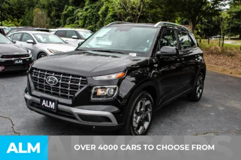 Photos of 2025 Hyundai Venue SEL for sale in Duluth, GA at ALM Gwinnett