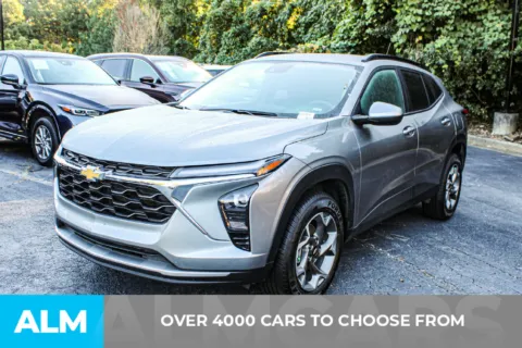 Photos of 2025 Chevrolet Trax LT for sale in Duluth, GA at ALM Gwinnett