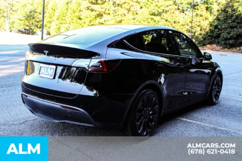 More photos of 2022 Tesla Model Y Performance at ALM Gwinnett, GA