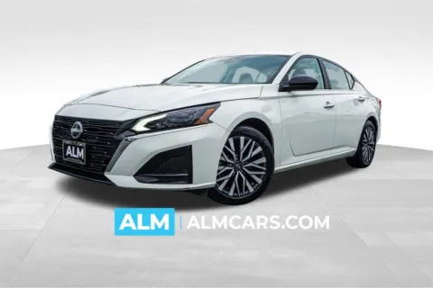 White 2025 Nissan Altima 2.5 SV for sale in Kennesaw, GA