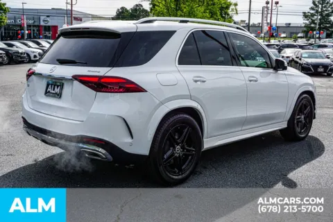 More photos of 2025 Mercedes-Benz GLE 580 at ALM Kennesaw, GA