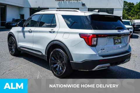 More photos of 2025 Ford Explorer Platinum at ALM Kennesaw, GA