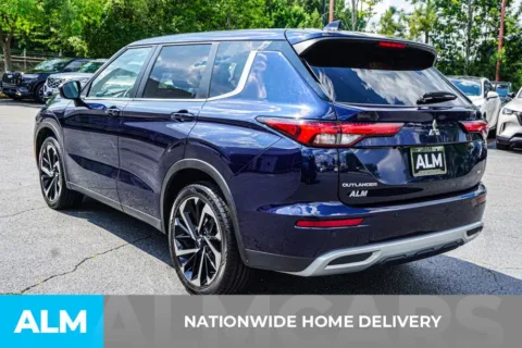 More photos of 2024 Mitsubishi Outlander SE at ALM Kennesaw, GA