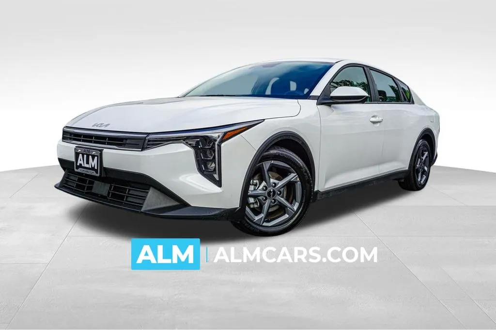 White 2025 Kia K4 LXS for sale in Kennesaw, GA