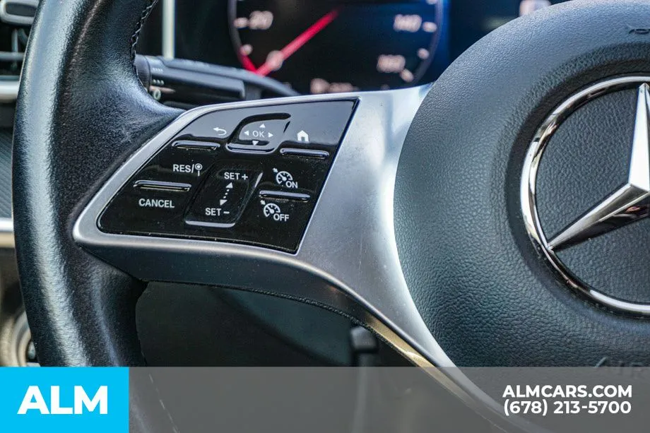 2025 Mercedes-Benz C-Class Sedan C 300 - Photo 29