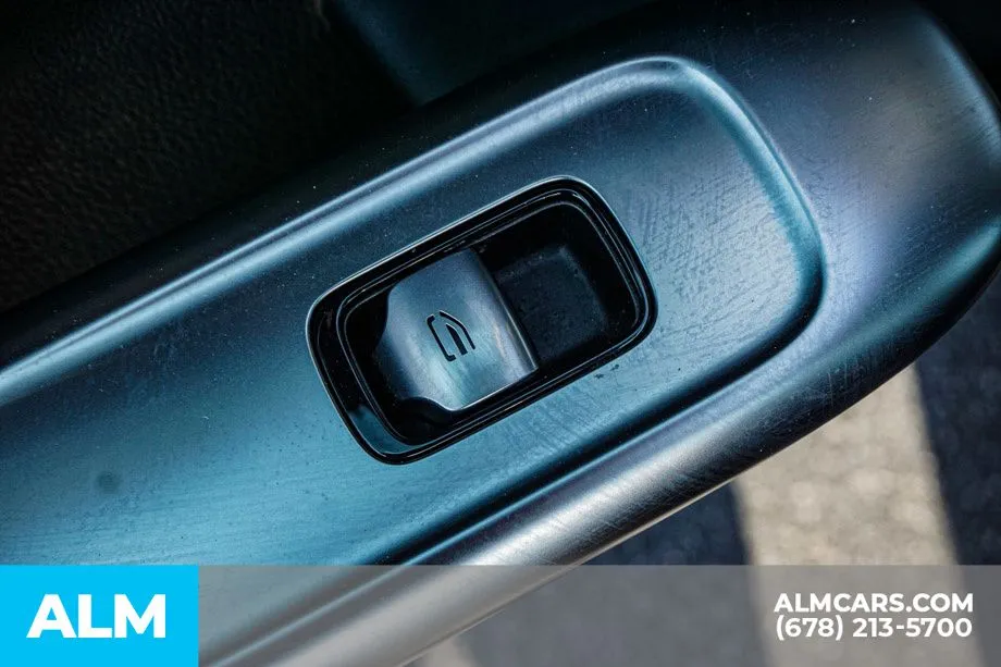 2025 Mercedes-Benz C-Class Sedan C 300 - Photo 54
