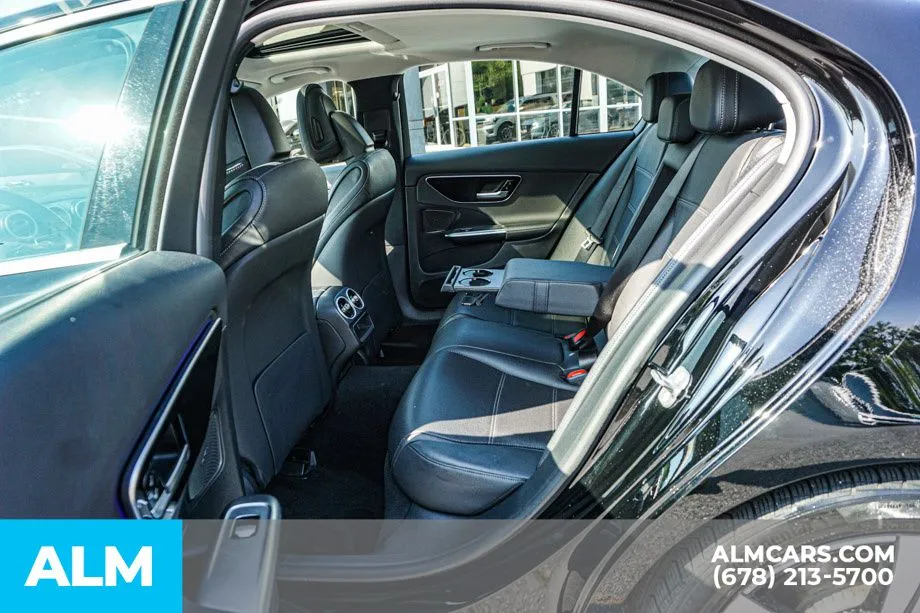 2025 Mercedes-Benz C-Class Sedan C 300 - Photo 21