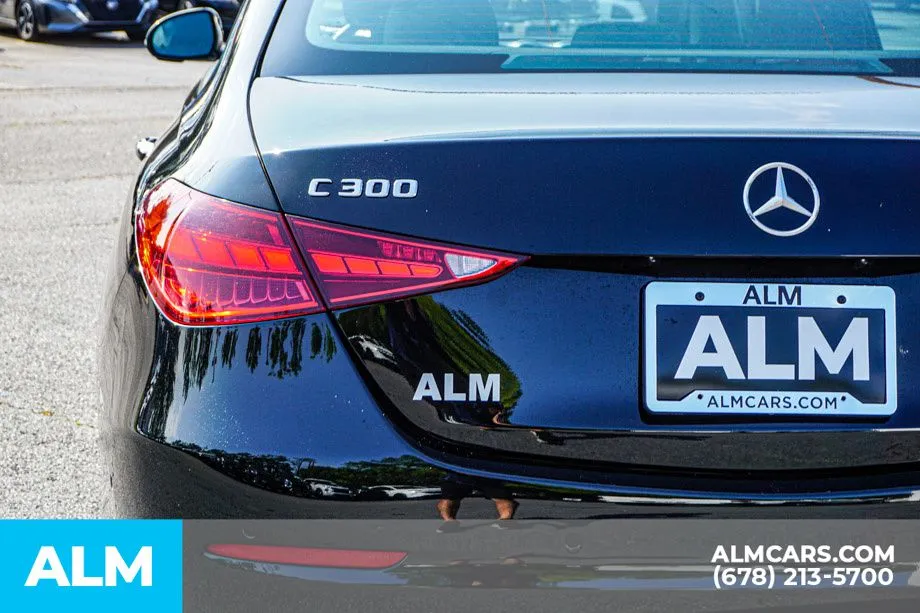2025 Mercedes-Benz C-Class Sedan C 300 - Photo 13