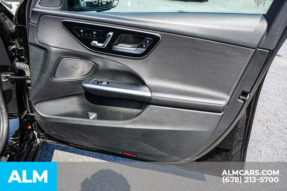 2025 Mercedes-Benz C-Class Sedan C 300 - Photo 55