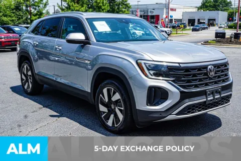 More photos of 2026 Volkswagen Atlas Cross Sport 2.0T SE w/Technology at ALM Kennesaw, GA